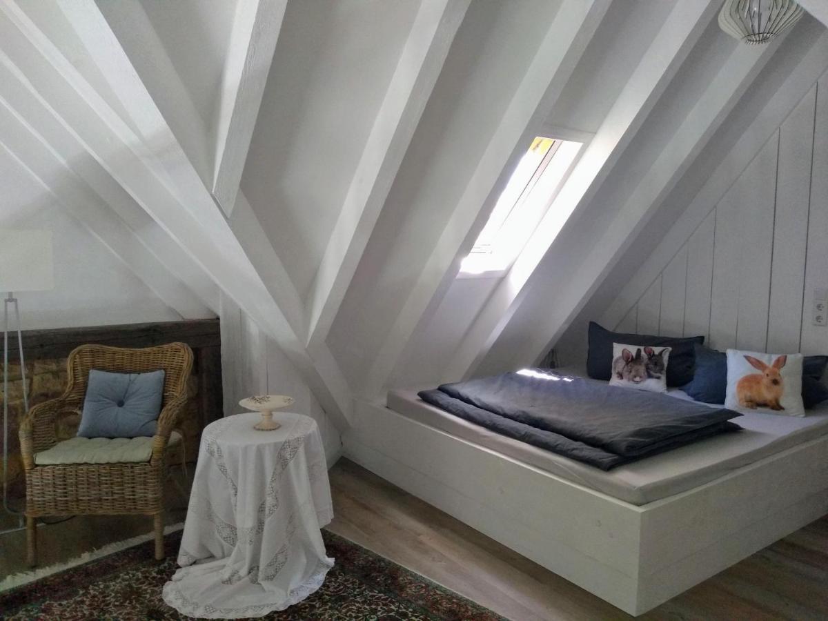 Appartement Oase Der Geborgenheit à Venningen Extérieur photo